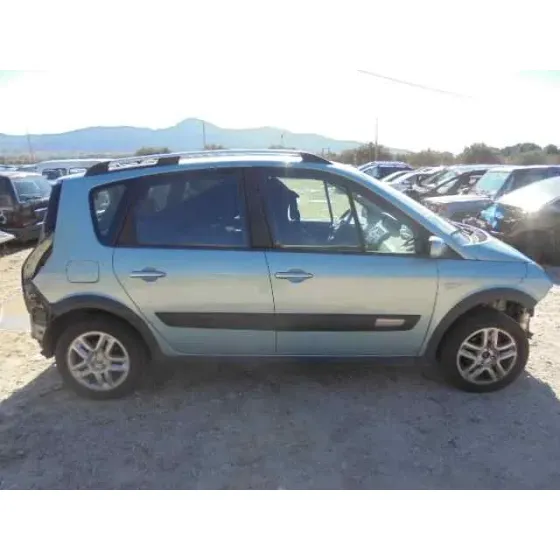 RENAULT SCENIC II '2008 ADVENTURE BY CORONEL TAPIOCCA VERDE