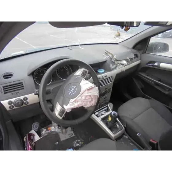 OPEL ASTRA H BERLINA '2008 COSMO NEGRO