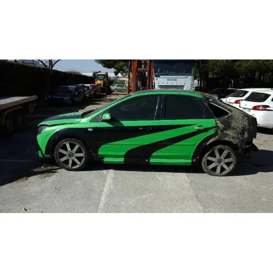 FORD FOCUS BERLINA (CAP) '2007 TITANIUM NEGRO-VERDE