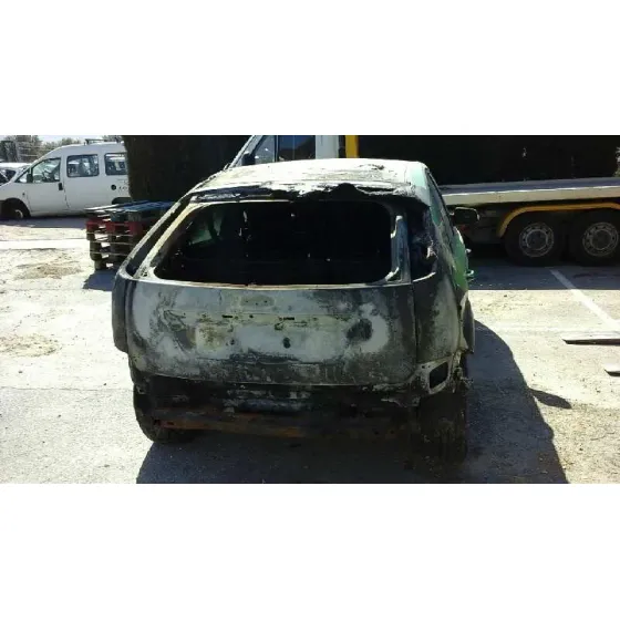 FORD FOCUS BERLINA (CAP) '2007 TITANIUM NEGRO-VERDE