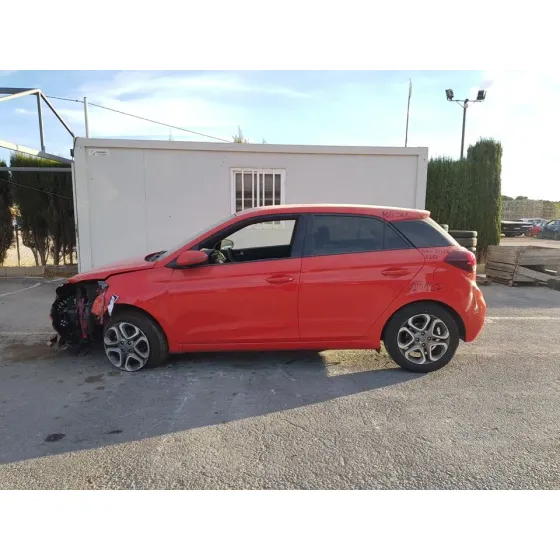 HYUNDAI I20 '2018 ESSENCE ROJO