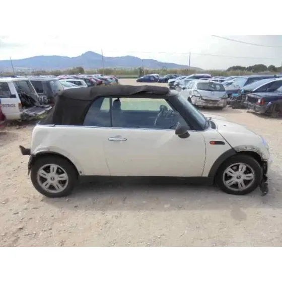 MINI CABRIO (R52) '2006 ONE BLANCO
