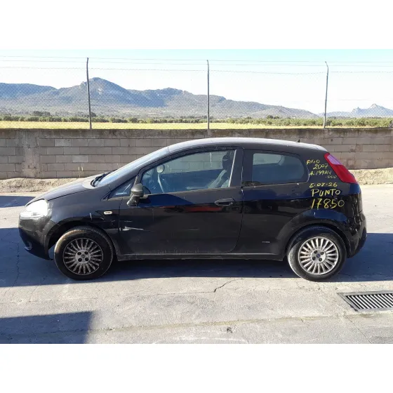 Fiat GRANDE PUNTO (199_) 2005