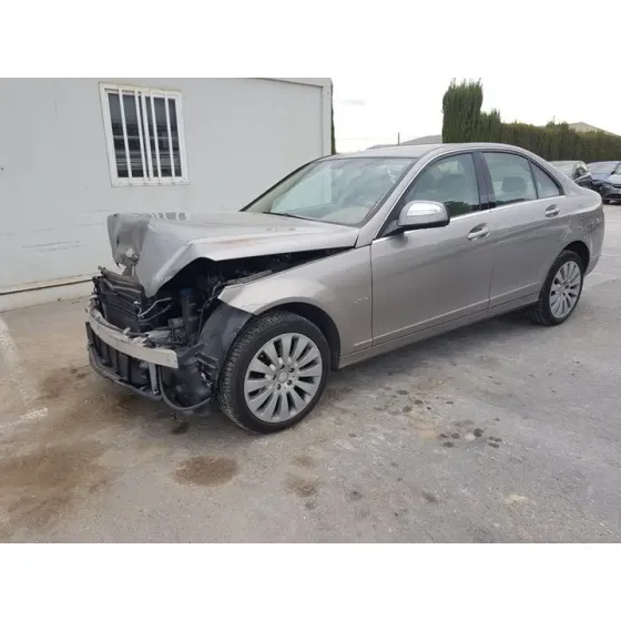 MERCEDES CLASE C (W204) BERLINA '2008 C 220 CDI (204.008) BEIG