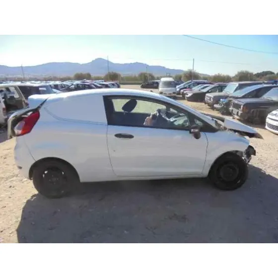 FORD FIESTA (CCN) '2014 VAN BLANCO
