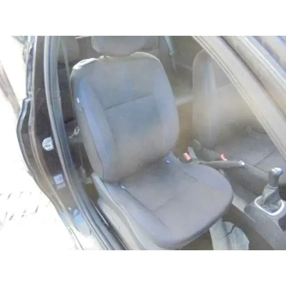 RENAULT CLIO III '2008 AUTHENTIQUE NEGRO