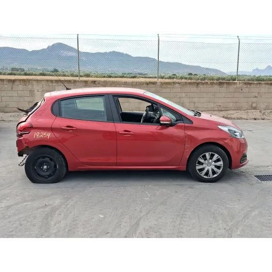 Peugeot 208 I (CA_, CC_) 2018