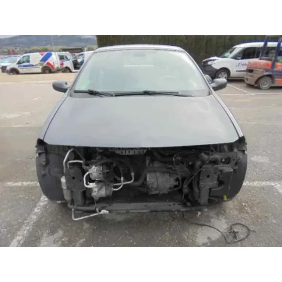 RENAULT MEGANE II CLASSIC BERLINA '2006 CONFORT AUTHENTIQUE GRIS OSCURO