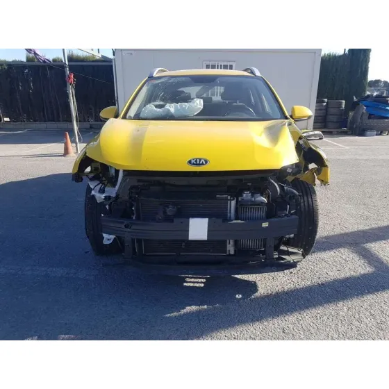 KIA STONIC (YBCUV) '2018 BUSINESS AMARILLO