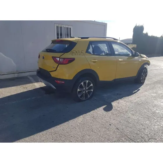 KIA STONIC (YBCUV) '2018 BUSINESS AMARILLO