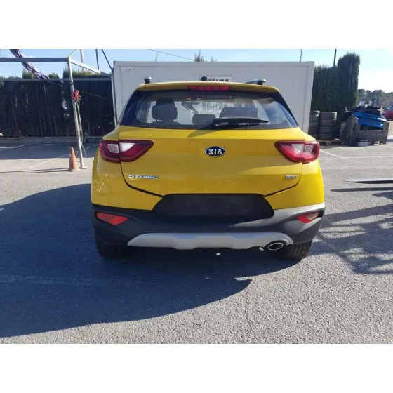 KIA STONIC (YBCUV) '2018 BUSINESS AMARILLO