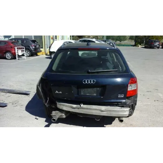 AUDI A4 AVANT (8E) '2004 3.0 QUATTRO AZUL