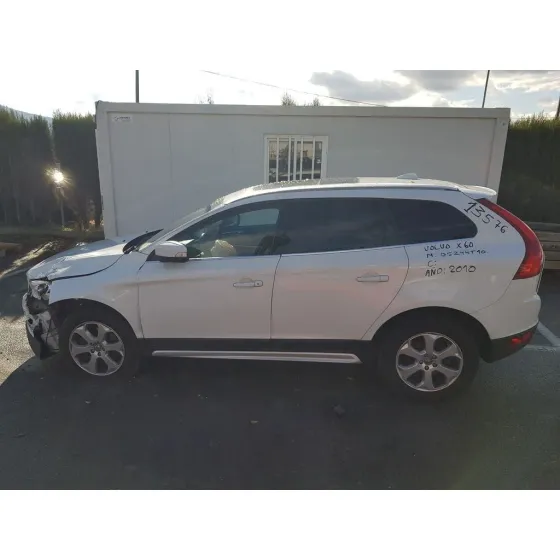 VOLVO XC60 '2010 KINETIC AWD BLANCO
