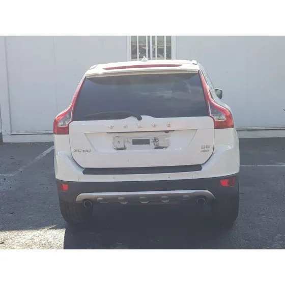 VOLVO XC60 '2010 KINETIC AWD BLANCO