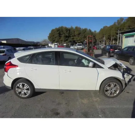 FORD FOCUS LIM. (CB8) '2011 AMBIENTE BLANCO
