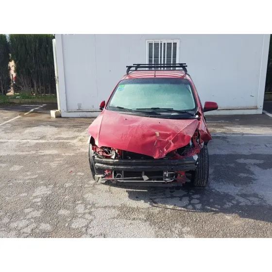 CHEVROLET AVEO '2010 LS ROJO