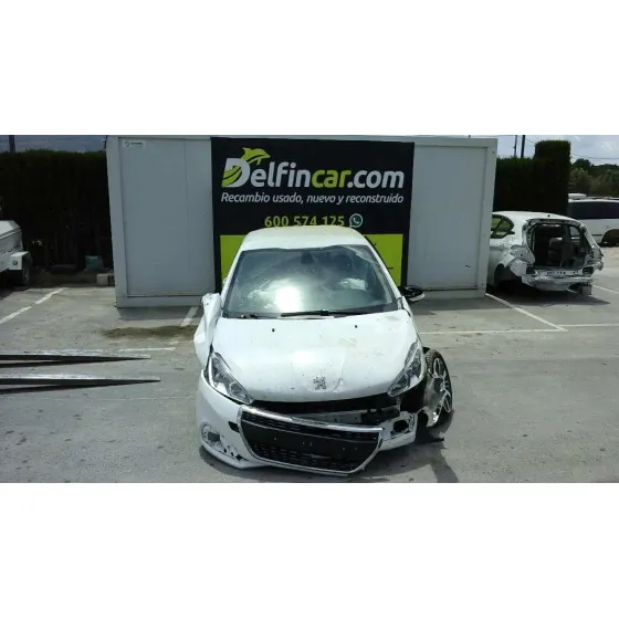 PEUGEOT 208 '2015 ACTIVE BLANCO