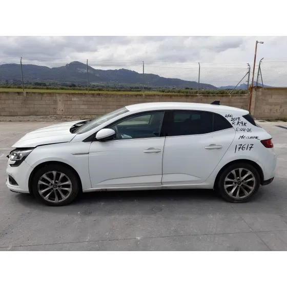 Renault MEGANE IV HATCHBACK (B9A/M/N_) 2015