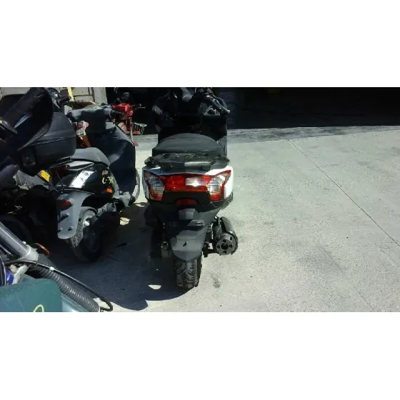 KYMCO SUPER '2013 DRINK BLANCO