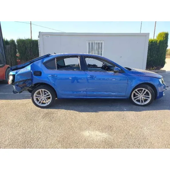 SKODA OCTAVIA LIM. (5E3) '2016 STYLE AZUL