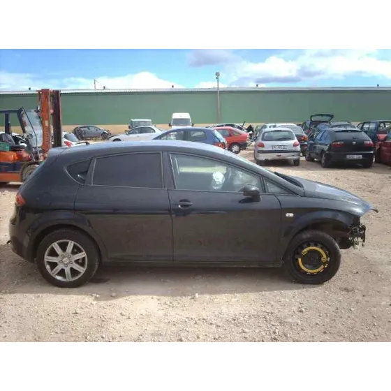 SEAT LEON (1P1) '2006 REFERENCE NEGRO