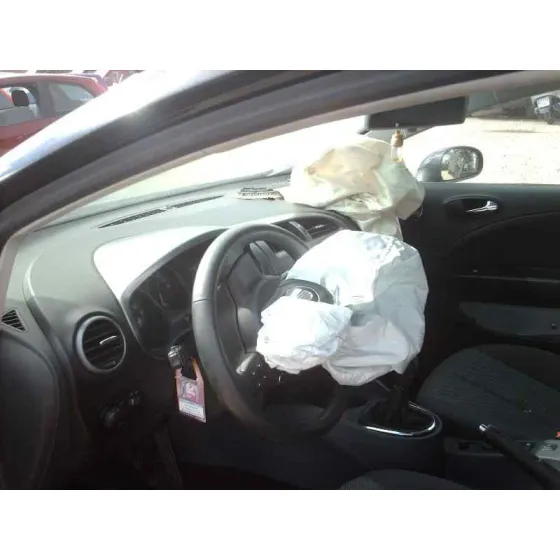 SEAT LEON (1P1) '2006 REFERENCE NEGRO