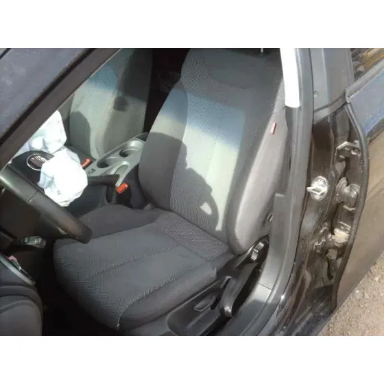 SEAT LEON (1P1) '2006 REFERENCE NEGRO