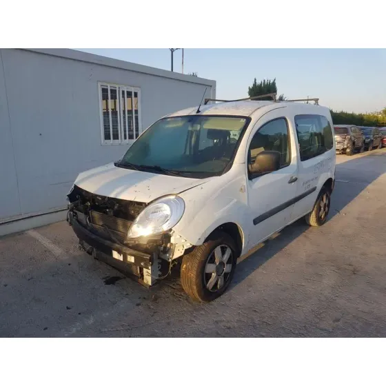 RENAULT KANGOO '2010 FURGON COMPACT COMFORT BLANCO