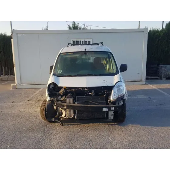 RENAULT KANGOO '2010 FURGON COMPACT COMFORT BLANCO