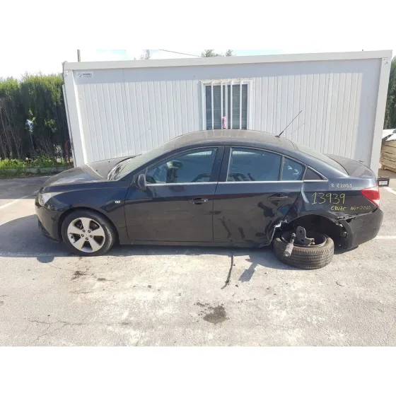 CHEVROLET CRUZE '2010 LT NEGRO