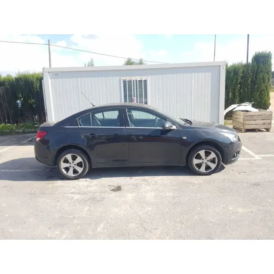 CHEVROLET CRUZE '2010 LT NEGRO