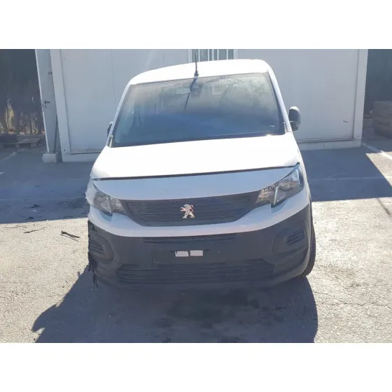PEUGEOT RIFTER '2021 ACRISTALADA BLANCO