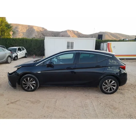 Opel ASTRA K (B16) 2015