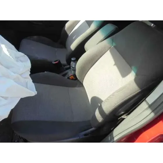 OPEL MERIVA '2005 COSMO ROJO