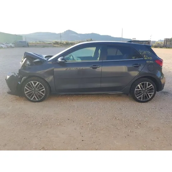 KIA RIO (YB) '2019 GT LINE GRIS OSCURO