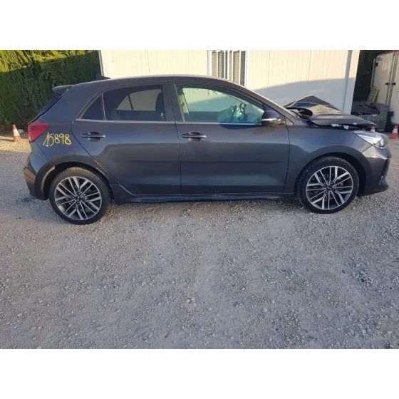 KIA RIO (YB) '2019 GT LINE GRIS OSCURO