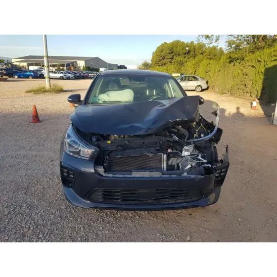 KIA RIO (YB) '2019 GT LINE GRIS OSCURO