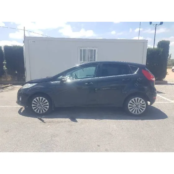 FORD FIESTA (CB1) '2010 TREND NEGRO