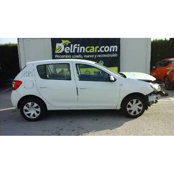 DACIA SANDERO '2014 BASIS BLANCO