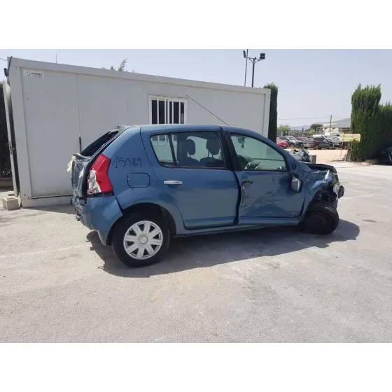 DACIA SANDERO '2010 LAUREATE AZUL