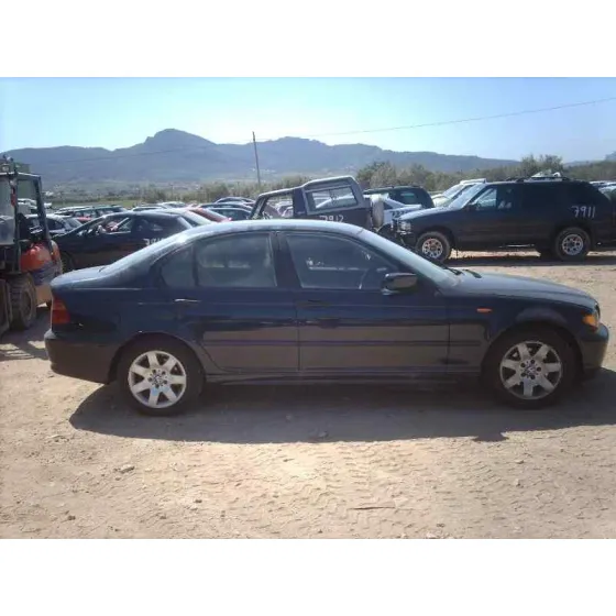BMW SERIE 3 BERLINA (E46) '2002 320D NEGRO