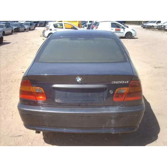 BMW SERIE 3 BERLINA (E46) '2002 320D NEGRO