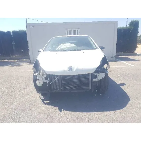 PEUGEOT 208 '2017 ACCESS BLANCO