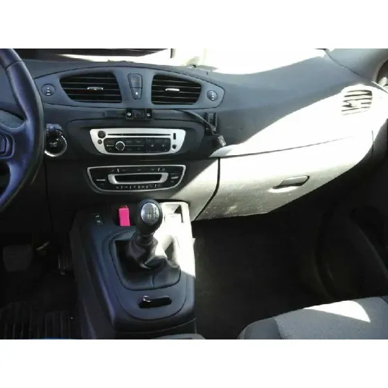 RENAULT SCENIC III '2015 EXPRESSION BLANCO