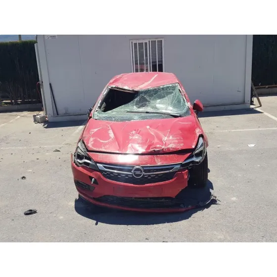 OPEL ASTRA K LIM. 5TÜRIG '2019 DYNAMIC START/STOP ROJO