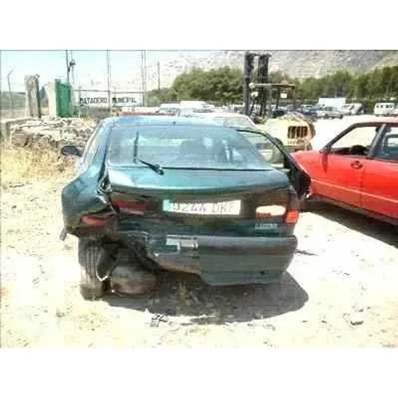 RENAULT LAGUNA (B56) '1994 2.2 DIESEL VERDE