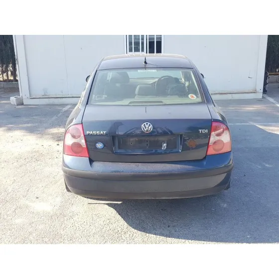 VOLKSWAGEN PASSAT BERLINA (3B3) '2004 ADVANCE AUZL OSCURO