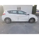 TOYOTA AURIS '2013 ACTIVE BLANCO