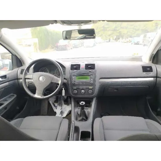 VOLKSWAGEN GOLF V BERLINA (1K1) '2004 TRENDLINE GRIS