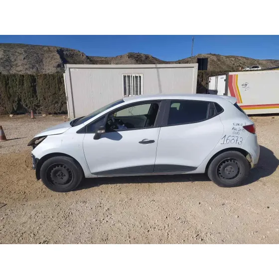 RENAULT CLIO IV '2015 BUSINESS BLANCO